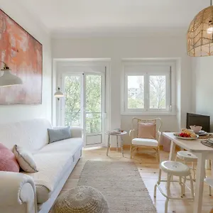 Apartamento Sunny, Bright And Quiet Apartment, By Timecooler, Lisboa